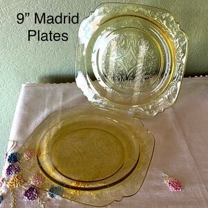 Lg 9” Vintage yellow depression glass plates Madrid pattern Federal Glass, pair